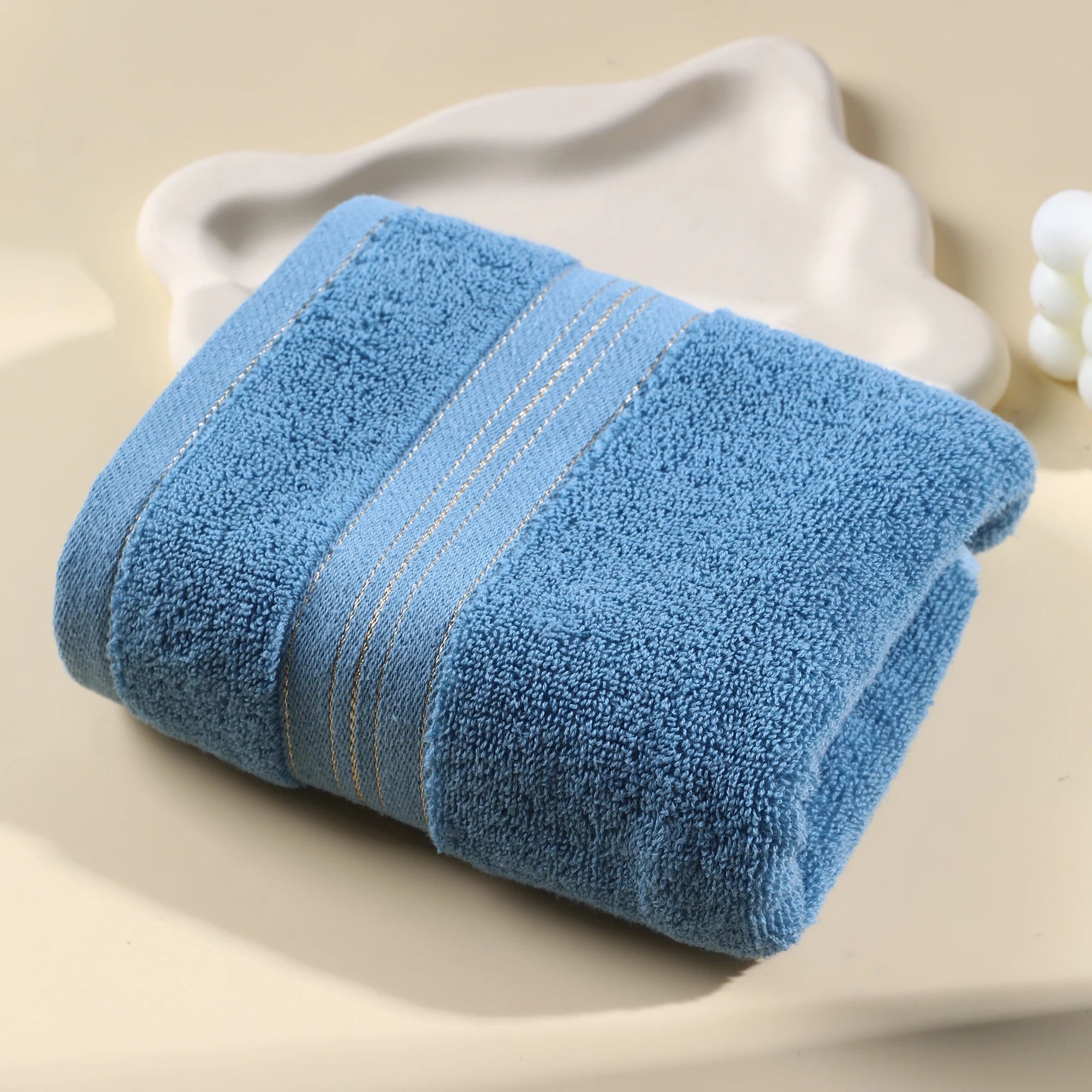 100% Cotton Towels 35X75Cm Set of 3 Ultra Absorbent Quick Dry with Gold Thread Decoration Versatile for Bedroom Bathroom Kitchen Spa Gym